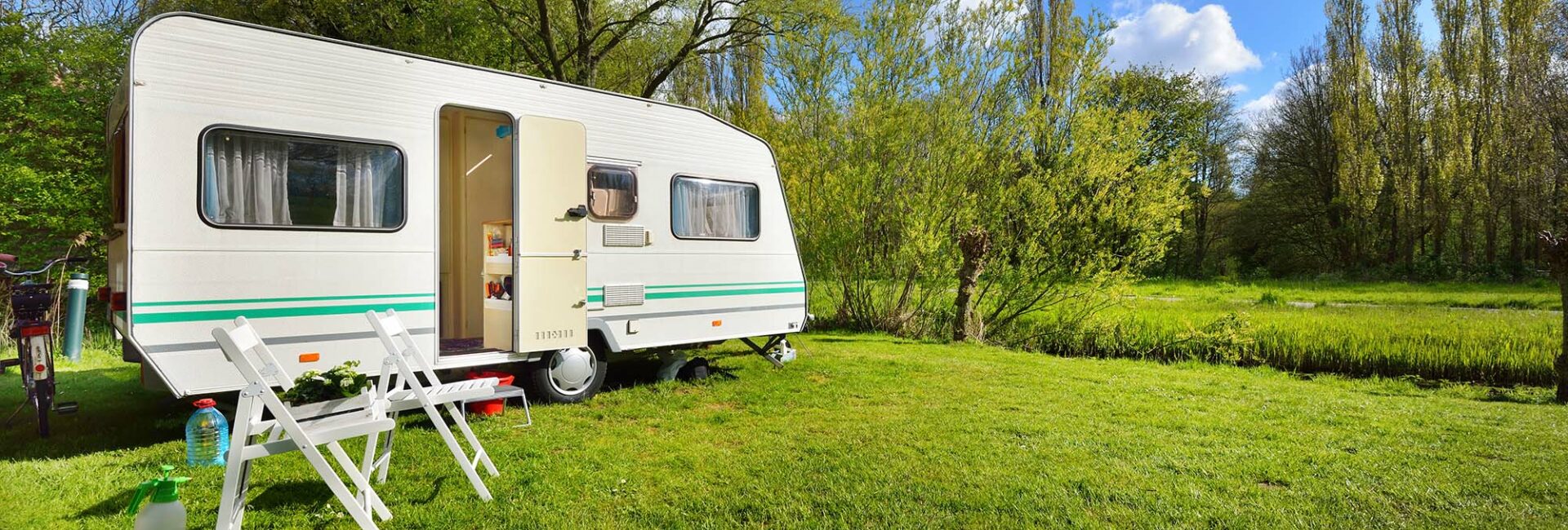 Emplacement (avec électricité) tente / caravane / mini-camping-car