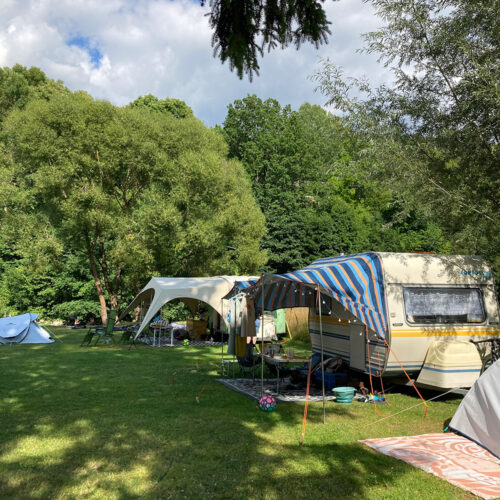Pitch (electric) tent / caravane / mini camper
